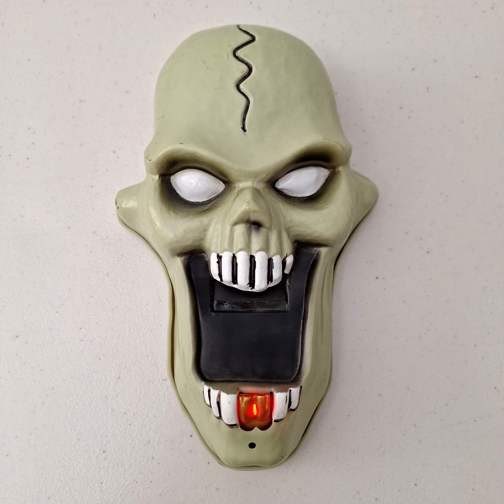 VTG Gemmy Animated Skeleton Talking Skull Doorbell Light Up Halloween *VIDEO*